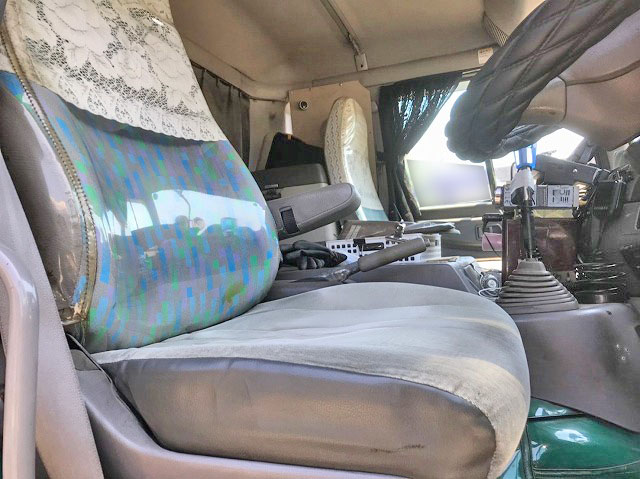 日野プロフィアダンプ大型（10t）[写真33]