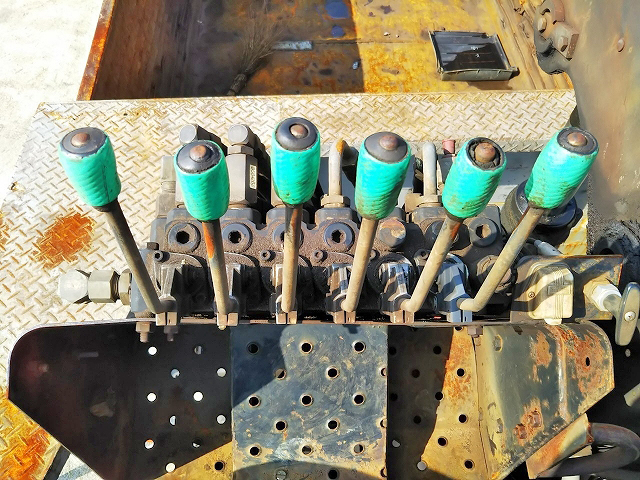 UDトラックスビッグサムヒアブクレーン大型（10t）[写真10]