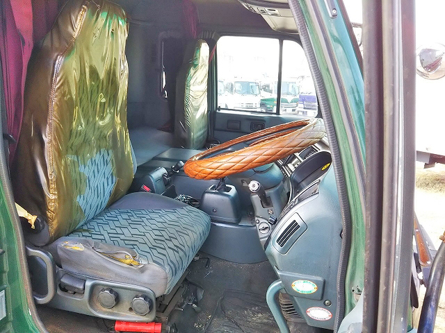 UDトラックスビッグサムヒアブクレーン大型（10t）[写真29]