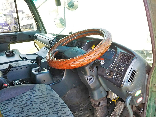 UDトラックスビッグサムヒアブクレーン大型（10t）[写真33]