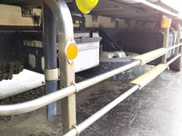 いすゞフォワード冷凍車（冷蔵車）中型（4t）[写真18]