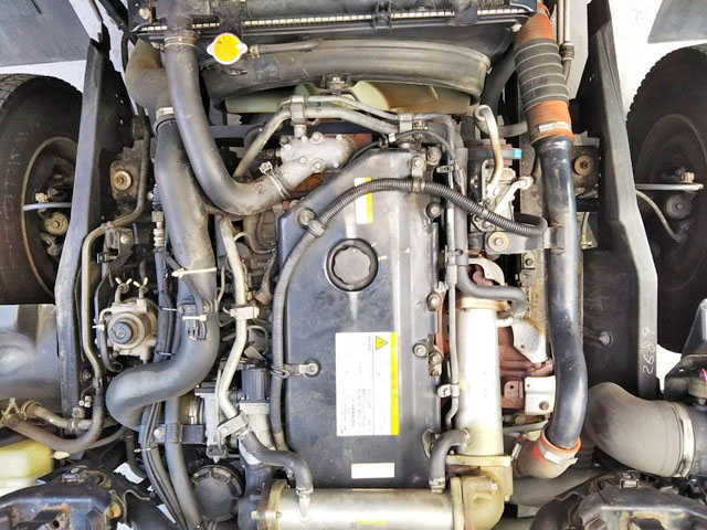 いすゞフォワード冷凍車（冷蔵車）中型（4t）[写真24]