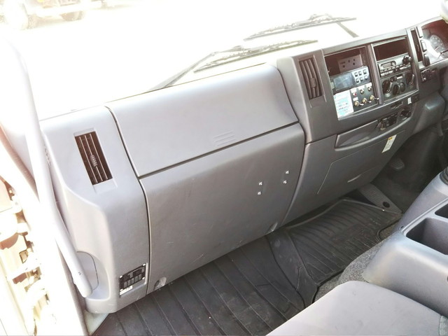 いすゞフォワード冷凍車（冷蔵車）中型（4t）[写真33]