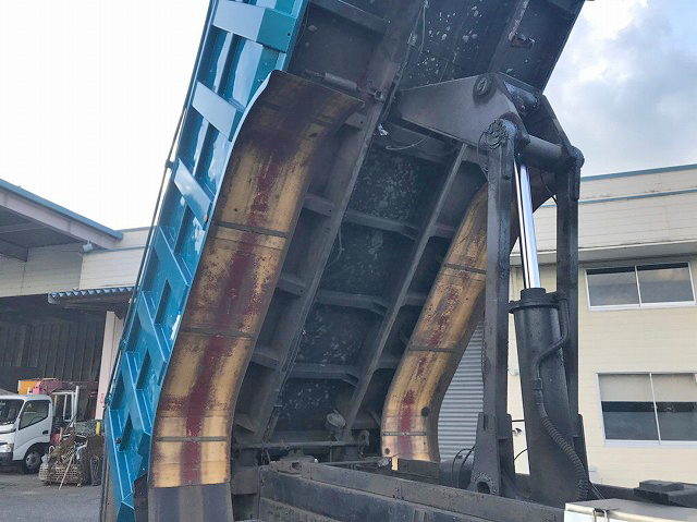三菱ふそうスーパーグレート深ダンプ（土砂禁ダンプ）大型（10t）[写真19]