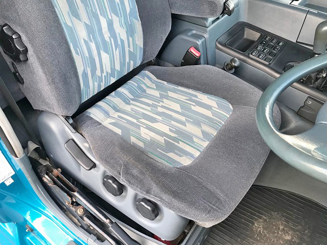 三菱ふそうスーパーグレート深ダンプ（土砂禁ダンプ）大型（10t）[写真32]