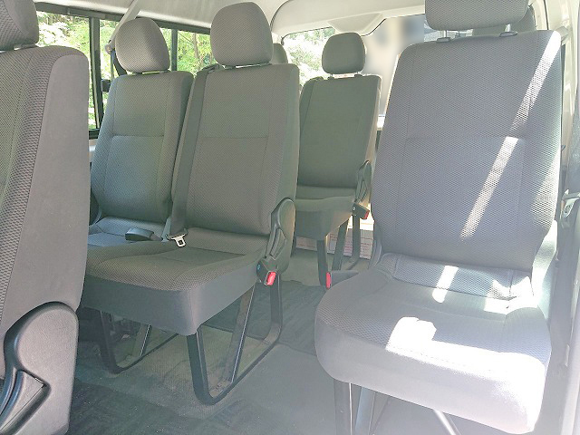 トヨタハイエースバン小型（2t・3t）[写真10]