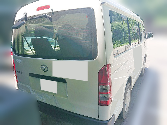 トヨタハイエースバン小型（2t・3t）[写真03]