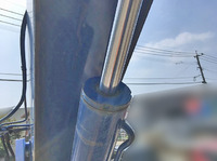 三菱ふそうキャンター高所作業車小型（2t・3t）[写真12]