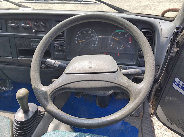 三菱ふそうキャンター高所作業車小型（2t・3t）[写真27]