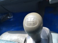 三菱ふそうキャンター高所作業車小型（2t・3t）[写真29]