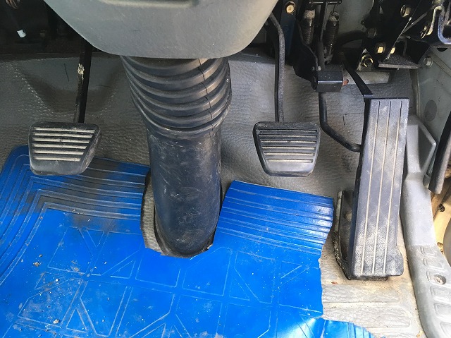 三菱ふそうキャンター高所作業車小型（2t・3t）[写真30]