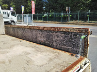 いすゞエルフ平ボディ小型（2t・3t）[写真16]