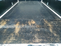 三菱ふそうキャンター平ボディ小型（2t・3t）[写真13]