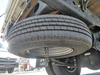 三菱ふそうキャンター平ボディ小型（2t・3t）[写真16]