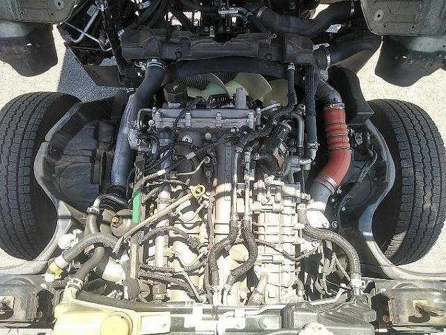 三菱ふそうキャンター平ボディ小型（2t・3t）[写真22]