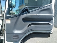 三菱ふそうキャンター平ボディ小型（2t・3t）[写真27]