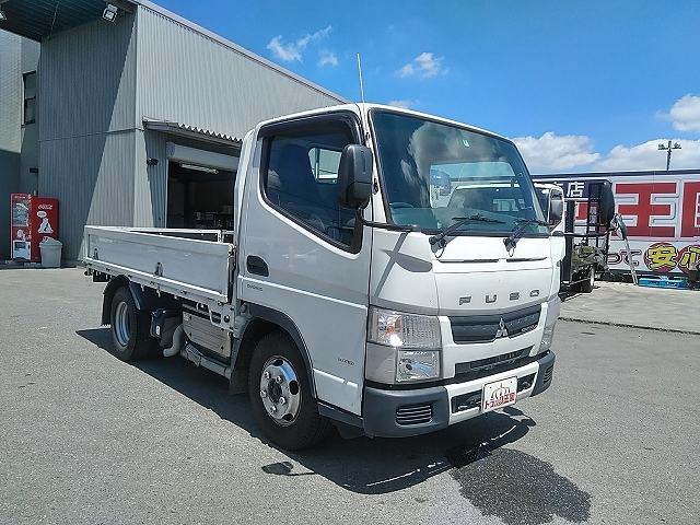 三菱ふそうキャンター平ボディ小型（2t・3t）[写真03]