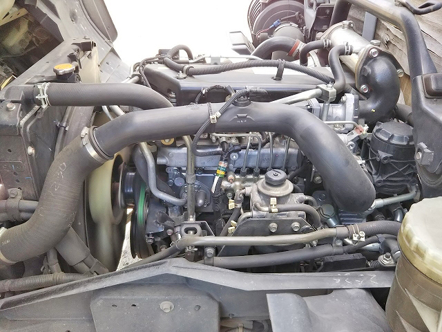 いすゞフォワードアルミブロック中型（4t）[写真24]