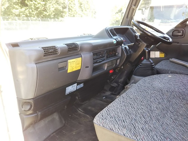 いすゞエルフ深ダンプ（土砂禁ダンプ）小型（2t・3t）[写真34]