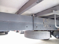 日野レンジャー幌ウイング中型（4t）[写真13]