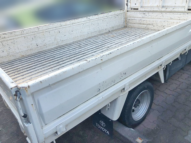 トヨタダイナ平ボディ小型（2t・3t）[写真03]