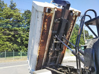 三菱ふそうファイターアームロール中型（4t）[写真12]