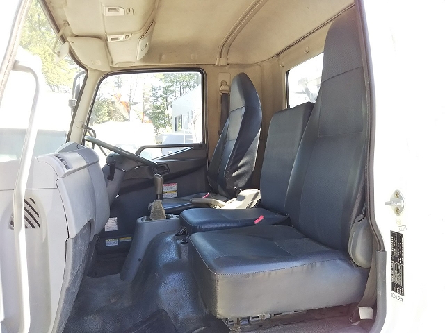 三菱ふそうファイターアームロール中型（4t）[写真29]