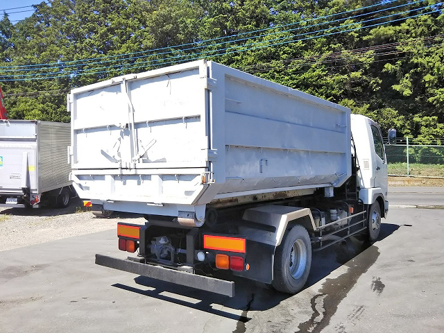 三菱ふそうファイターアームロール中型（4t）[写真04]