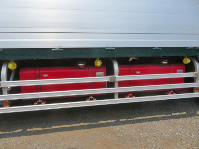 日野プロフィアアルミウイング大型（10t）[写真20]