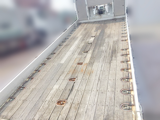 日野レンジャーセーフティクレーン4段増トン（6t・8t）[写真09]