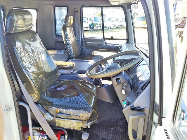 日野プロフィアユニック5段大型（10t）[写真29]