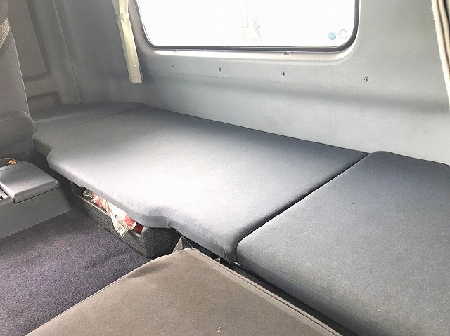 日野プロフィアトレーラーヘッド（トラクターヘッド）大型（10t）[写真32]