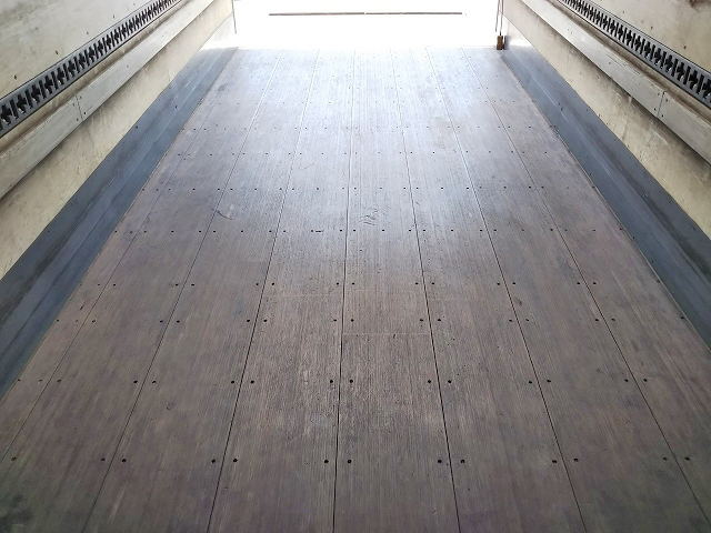 日野レンジャーアルミバン中型（4t）[写真15]