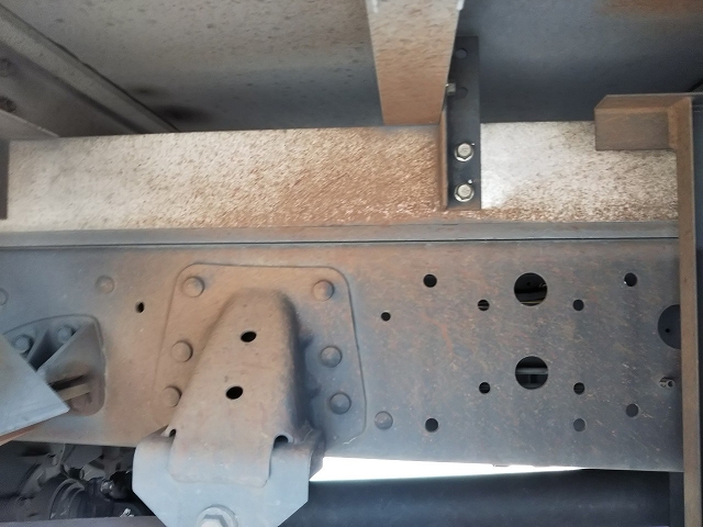 日野レンジャーアルミバン中型（4t）[写真21]