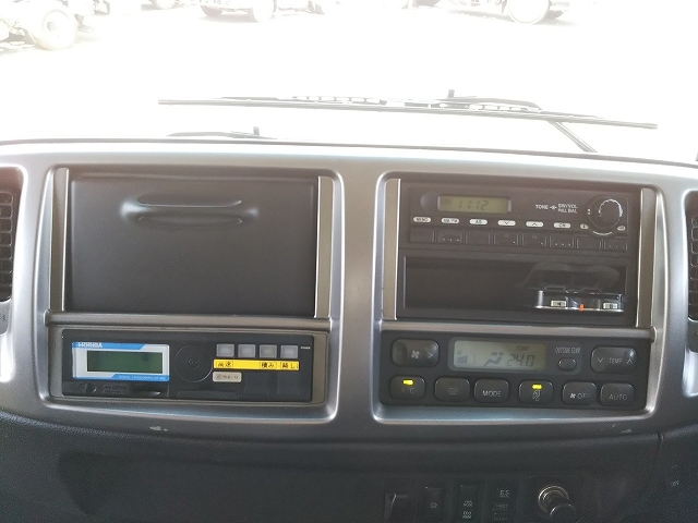 日野レンジャーアルミバン中型（4t）[写真35]