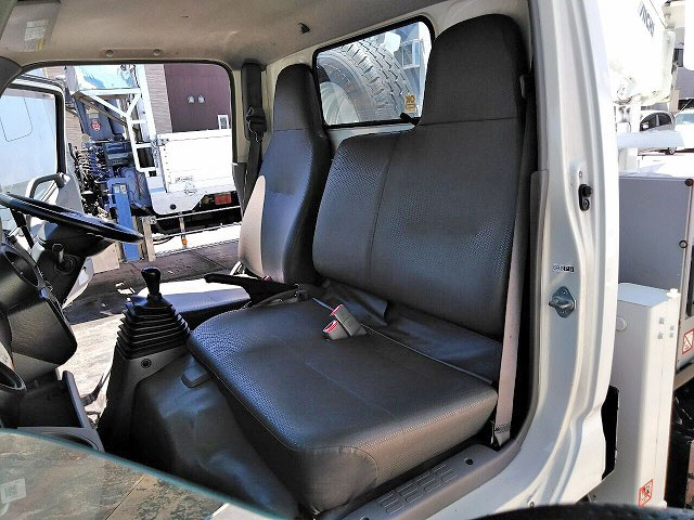 日野デュトロ高所作業車小型（2t・3t）[写真35]