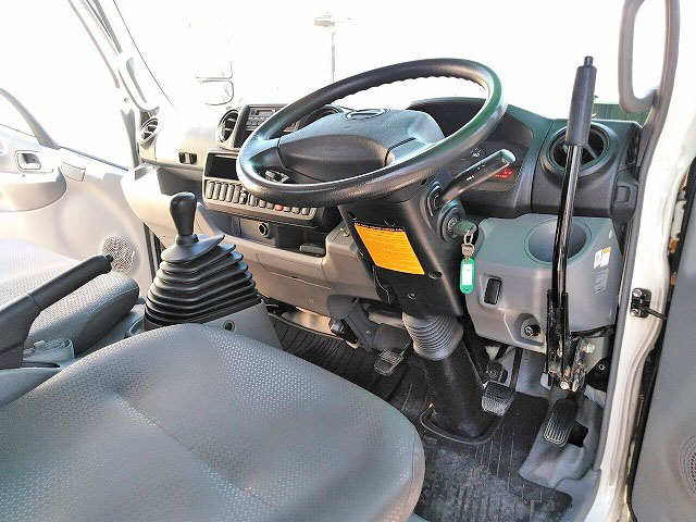 日野デュトロ高所作業車小型（2t・3t）[写真36]