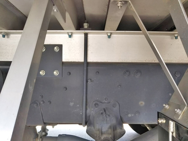 三菱ふそうスーパーグレート冷凍車（冷蔵車）大型（10t）[写真19]