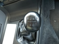 三菱ふそうスーパーグレート冷凍車（冷蔵車）大型（10t）[写真38]