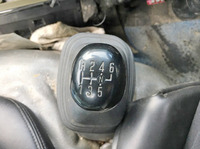 いすゞエルフ平ボディ小型（2t・3t）[写真18]