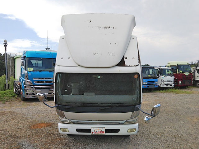 三菱ふそうキャンターアルミウイング小型（2t・3t）[写真10]