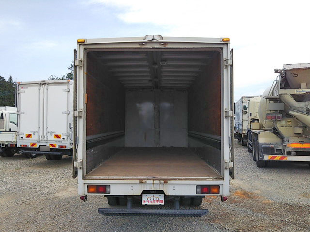 三菱ふそうキャンターアルミウイング小型（2t・3t）[写真12]