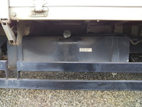 三菱ふそうキャンターアルミウイング小型（2t・3t）[写真19]