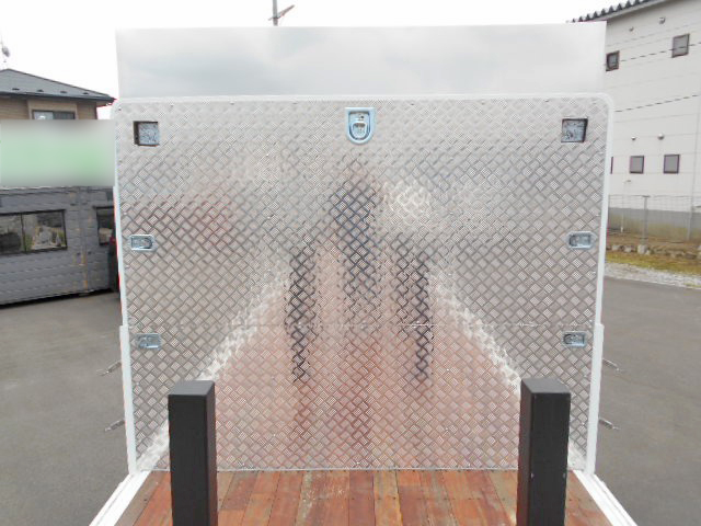 三菱ふそうスーパーグレートアルミブロック大型（10t）[写真10]