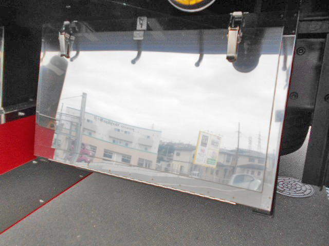 三菱ふそうスーパーグレートアルミブロック大型（10t）[写真17]