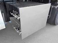 三菱ふそうスーパーグレートアルミブロック大型（10t）[写真18]