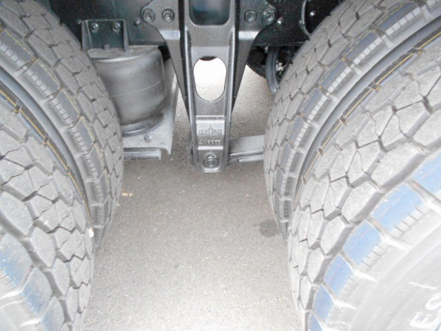 三菱ふそうスーパーグレートアルミブロック大型（10t）[写真25]