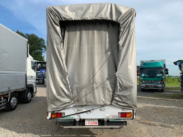 三菱ふそうキャンターアルミバン小型（2t・3t）[写真10]