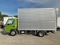 三菱ふそうキャンターアルミバン小型（2t・3t）[写真05]