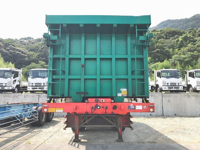 いすゞギガトレーラーヘッド（トラクターヘッド）大型（10t）[写真17]